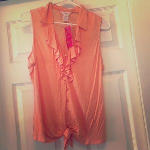 Candie’s sleeveless shirt